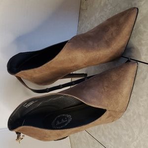 Italian brown brushed material heels size 8. NWOT